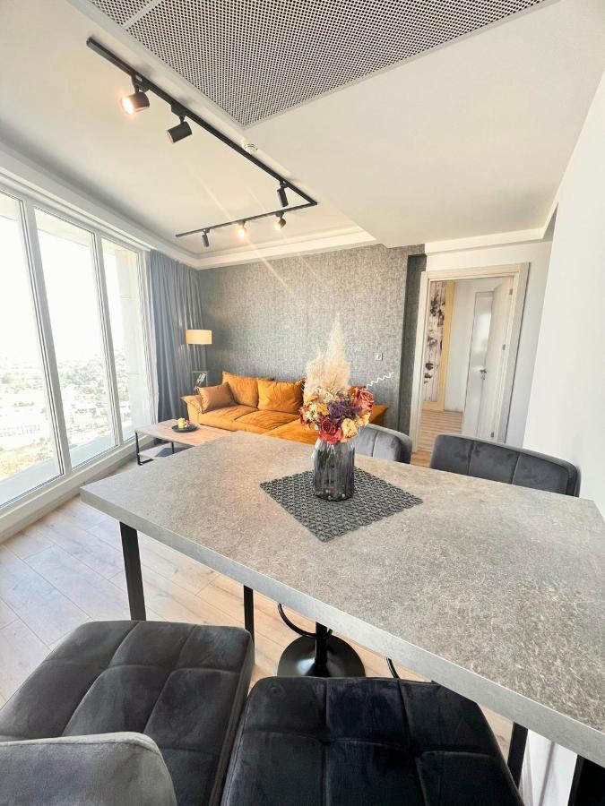 Alfred Sky Smart Apartment 29Th Spa Included Skopje Luaran gambar