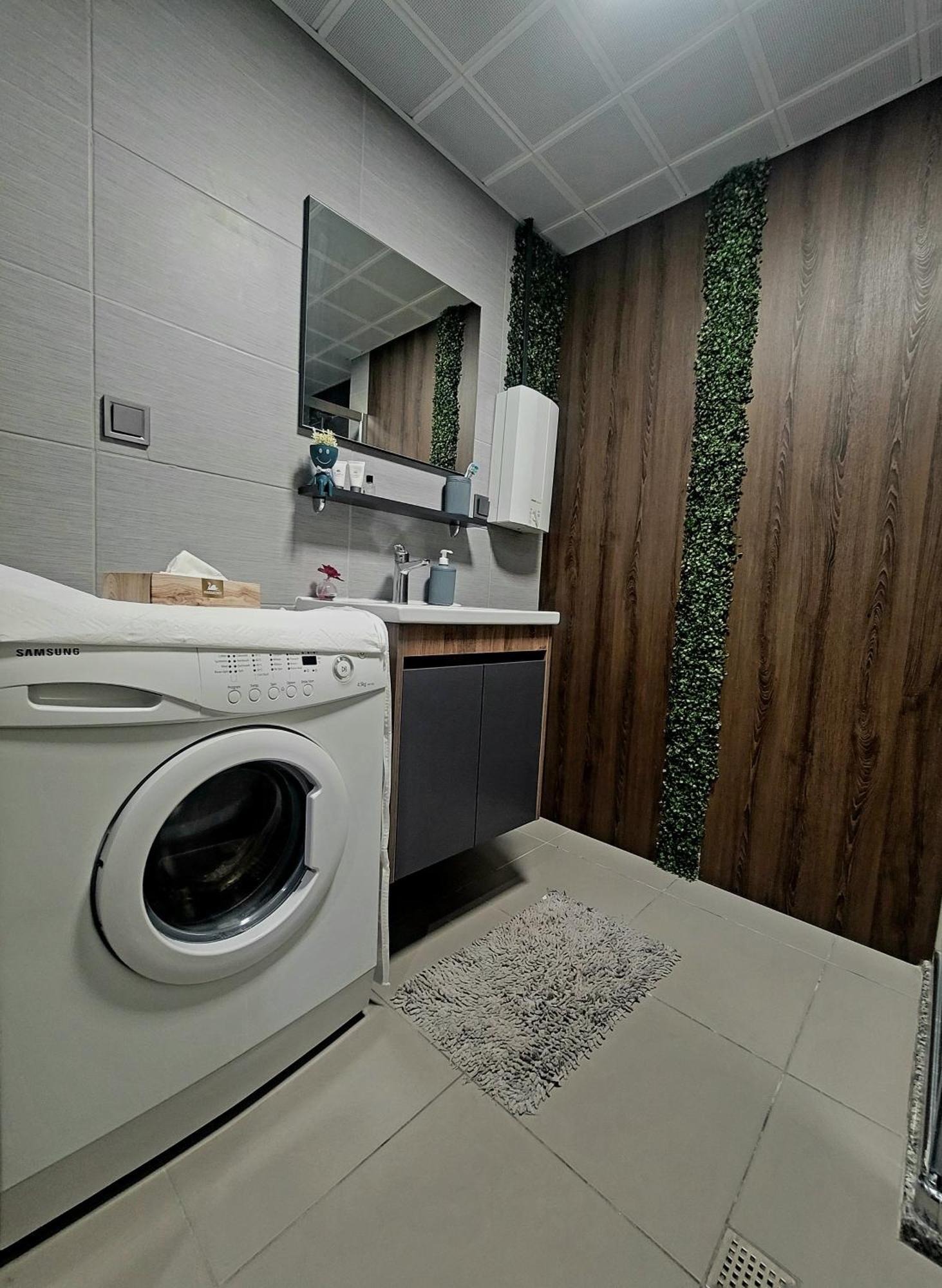 Alfred Sky Smart Apartment 29Th Spa Included Skopje Luaran gambar