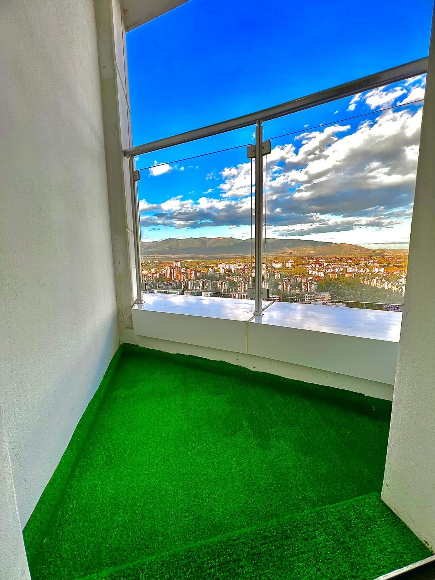 Alfred Sky Smart Apartment 29Th Spa Included Skopje Luaran gambar